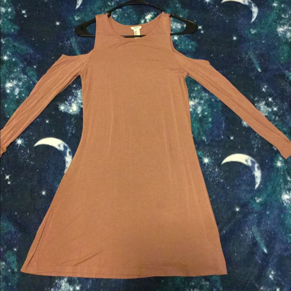 Forever 21 Cold Shoulder Long Sleeve Dress